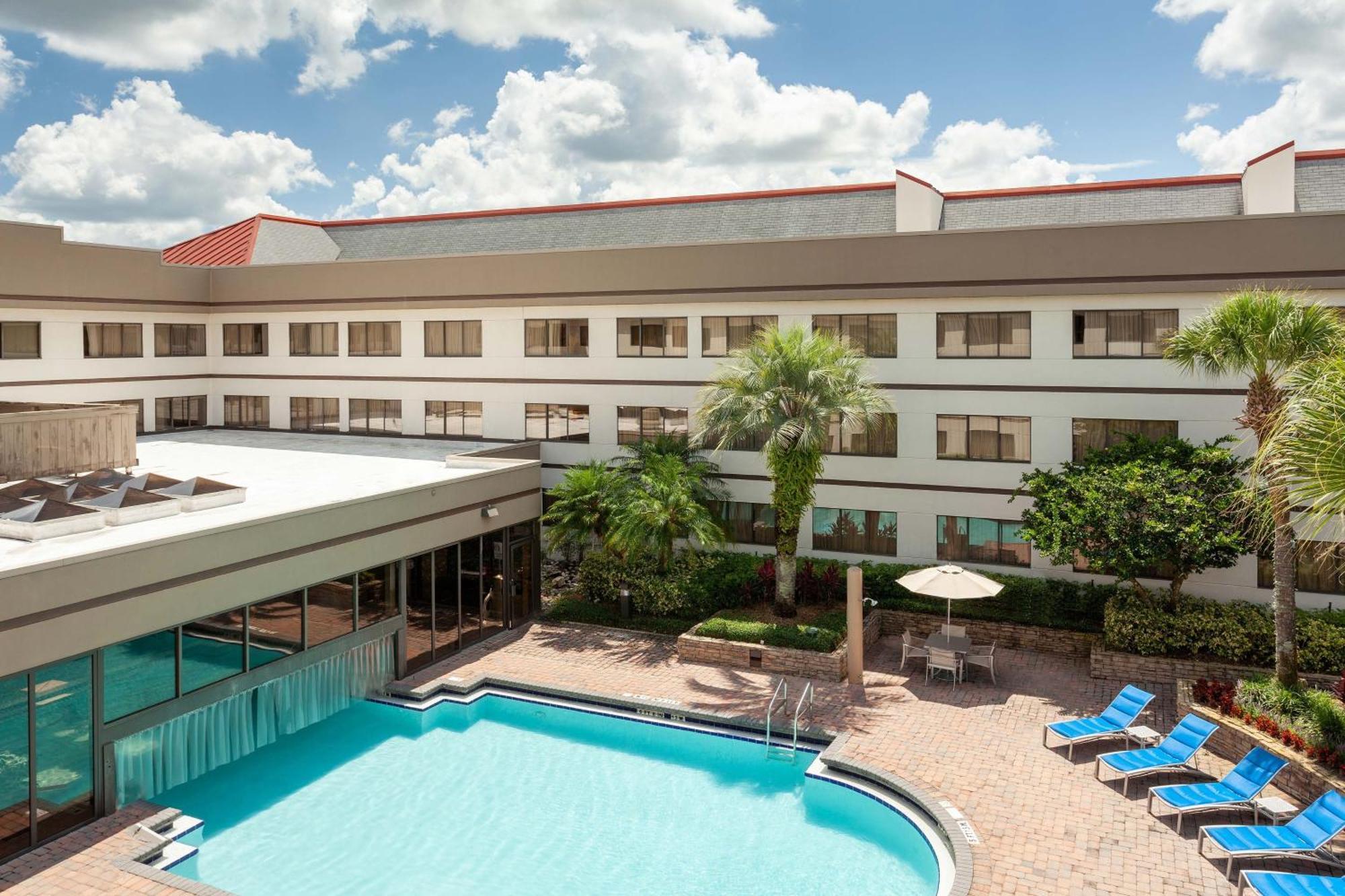 Hotel Sheraton Airport