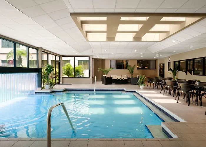 Sheraton Suites Orlando Airport Hotel